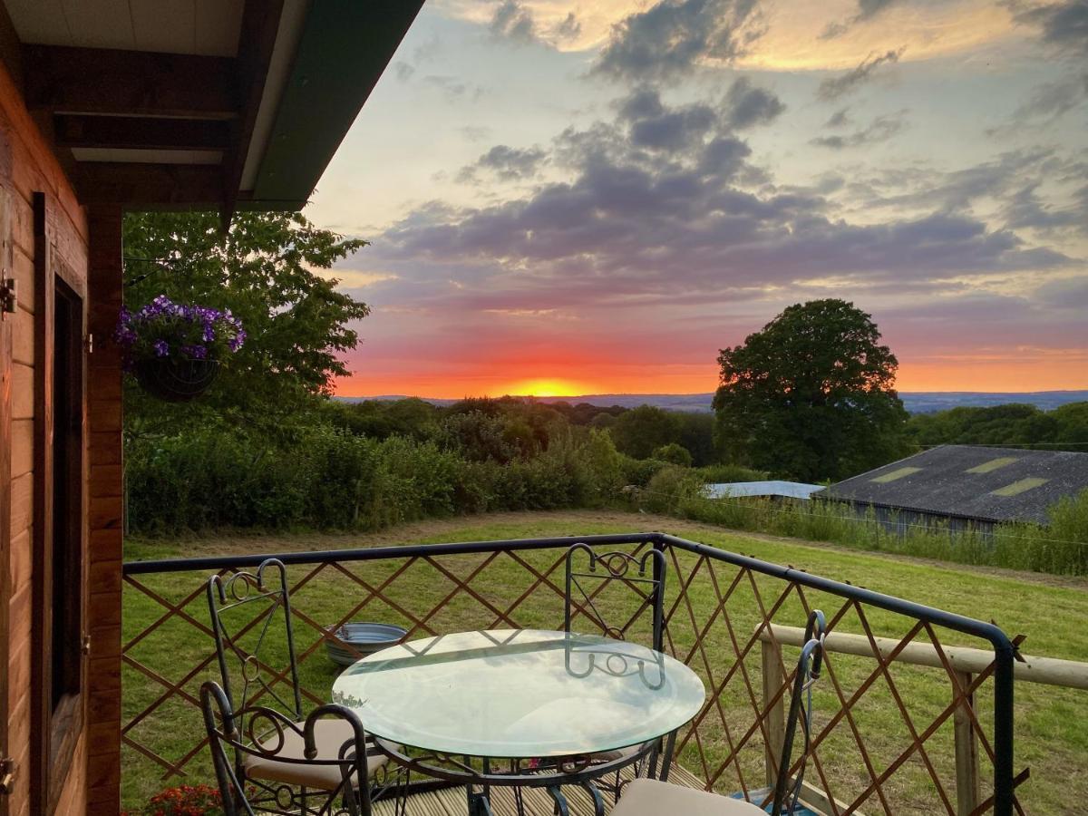 Cherry Tree Glamping Lodge Wellington  Exterior photo