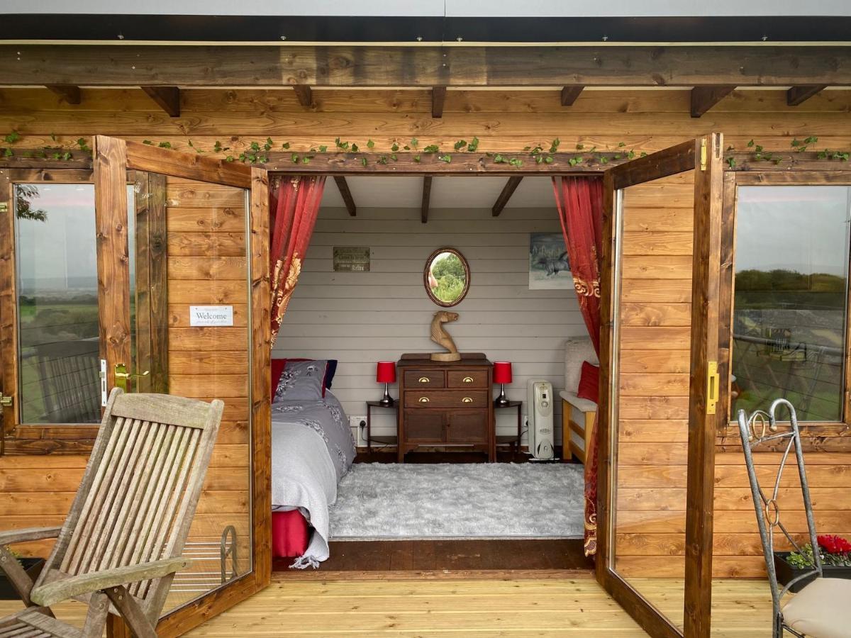 Cherry Tree Glamping Lodge Wellington  Exterior photo